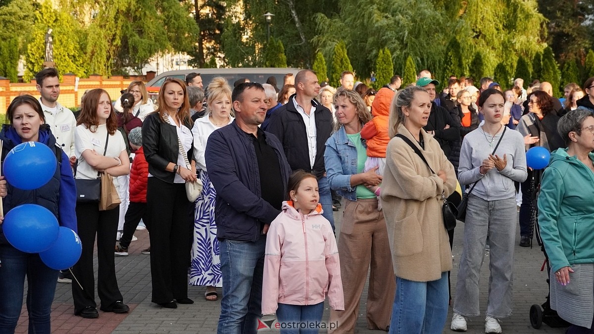 Koncert Uwielbienia - zespół Exodus 15 i Festiwal Piosenki Religijnej [19.06.2025] - zdjęcie #37 - eOstroleka.pl
