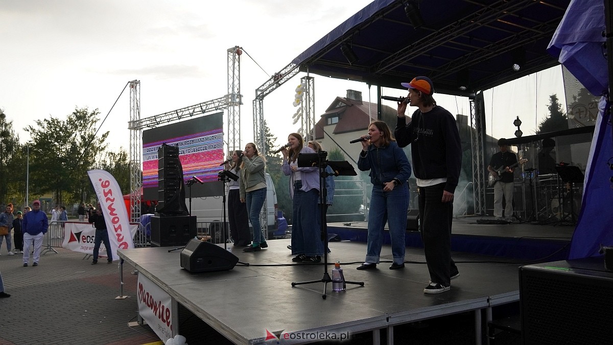 Koncert Uwielbienia - zespół Exodus 15 i Festiwal Piosenki Religijnej [19.06.2025] - zdjęcie #19 - eOstroleka.pl