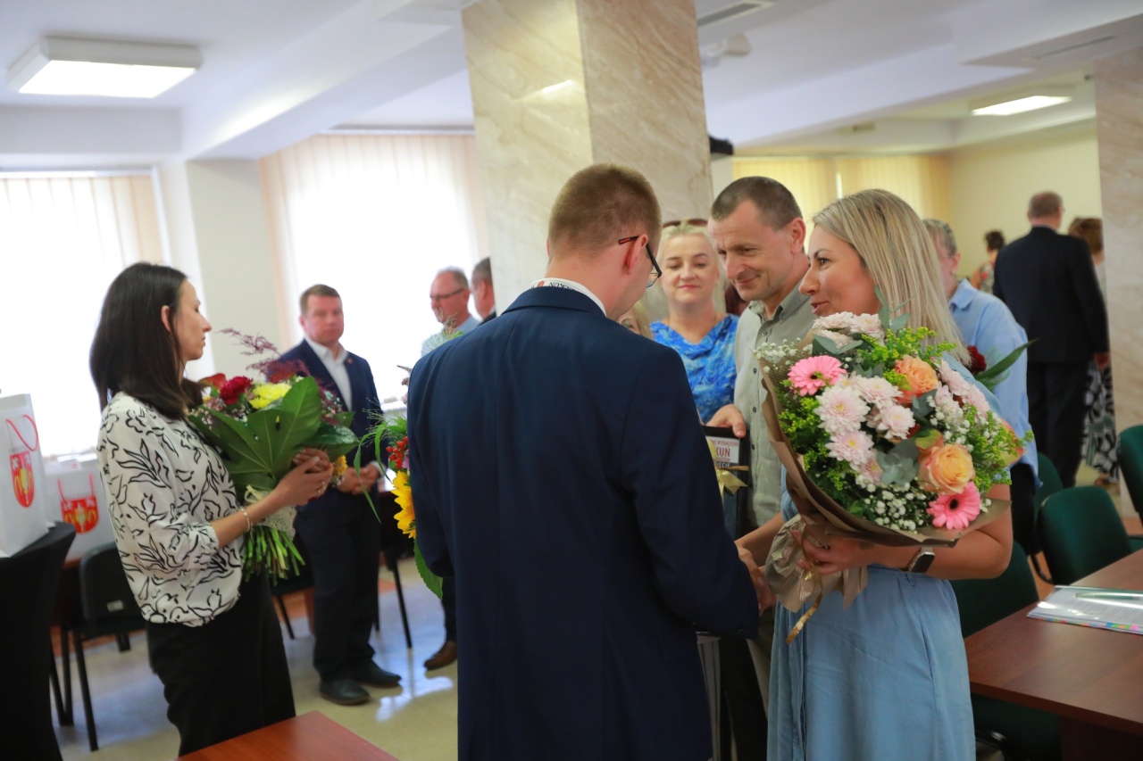Sesja Rady Gminy w Rzekuniu - absolutorium i wotum zaufania dla wójta [18.06.2025] - zdjęcie #38 - eOstroleka.pl