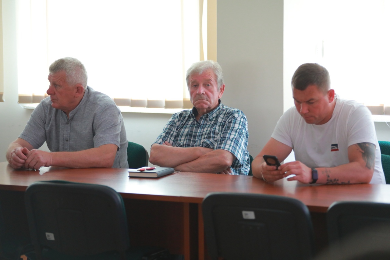 Sesja Rady Gminy w Rzekuniu - absolutorium i wotum zaufania dla wójta [18.06.2025] - zdjęcie #34 - eOstroleka.pl