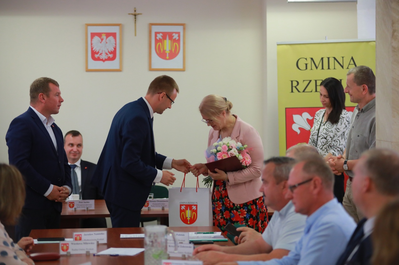 Sesja Rady Gminy w Rzekuniu - absolutorium i wotum zaufania dla wójta [18.06.2025] - zdjęcie #30 - eOstroleka.pl