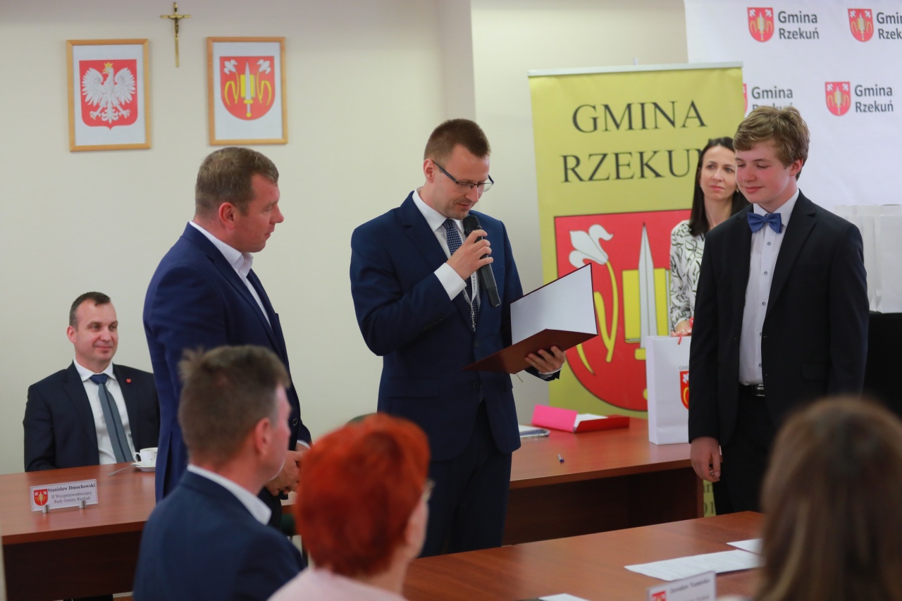 Sesja Rady Gminy w Rzekuniu - absolutorium i wotum zaufania dla wójta [18.06.2025] - zdjęcie #29 - eOstroleka.pl