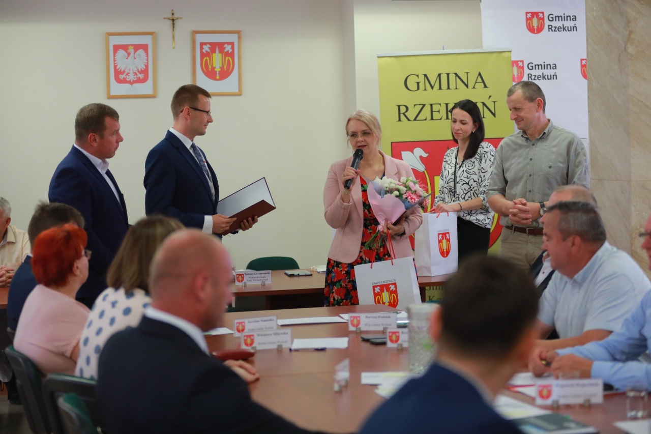 Sesja Rady Gminy w Rzekuniu - absolutorium i wotum zaufania dla wójta [18.06.2025] - zdjęcie #20 - eOstroleka.pl