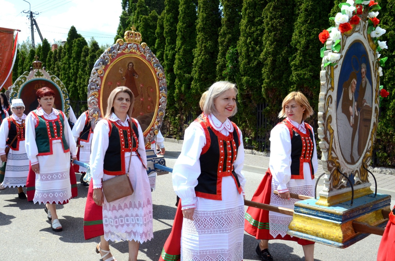 Procesja Bożego Ciała w Kadzidle [19.06.2025] - zdjęcie #98 - eOstroleka.pl