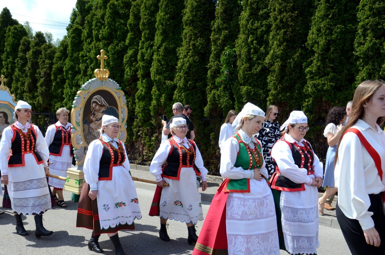 Procesja Bożego Ciała w Kadzidle [19.06.2025] - zdjęcie #91 - eOstroleka.pl