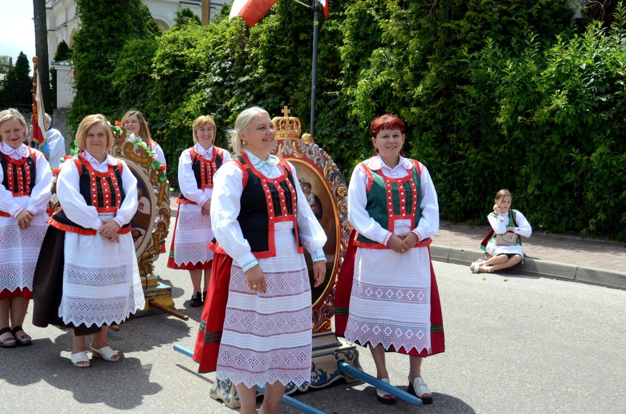 Procesja Bożego Ciała w Kadzidle [19.06.2025] - zdjęcie #81 - eOstroleka.pl