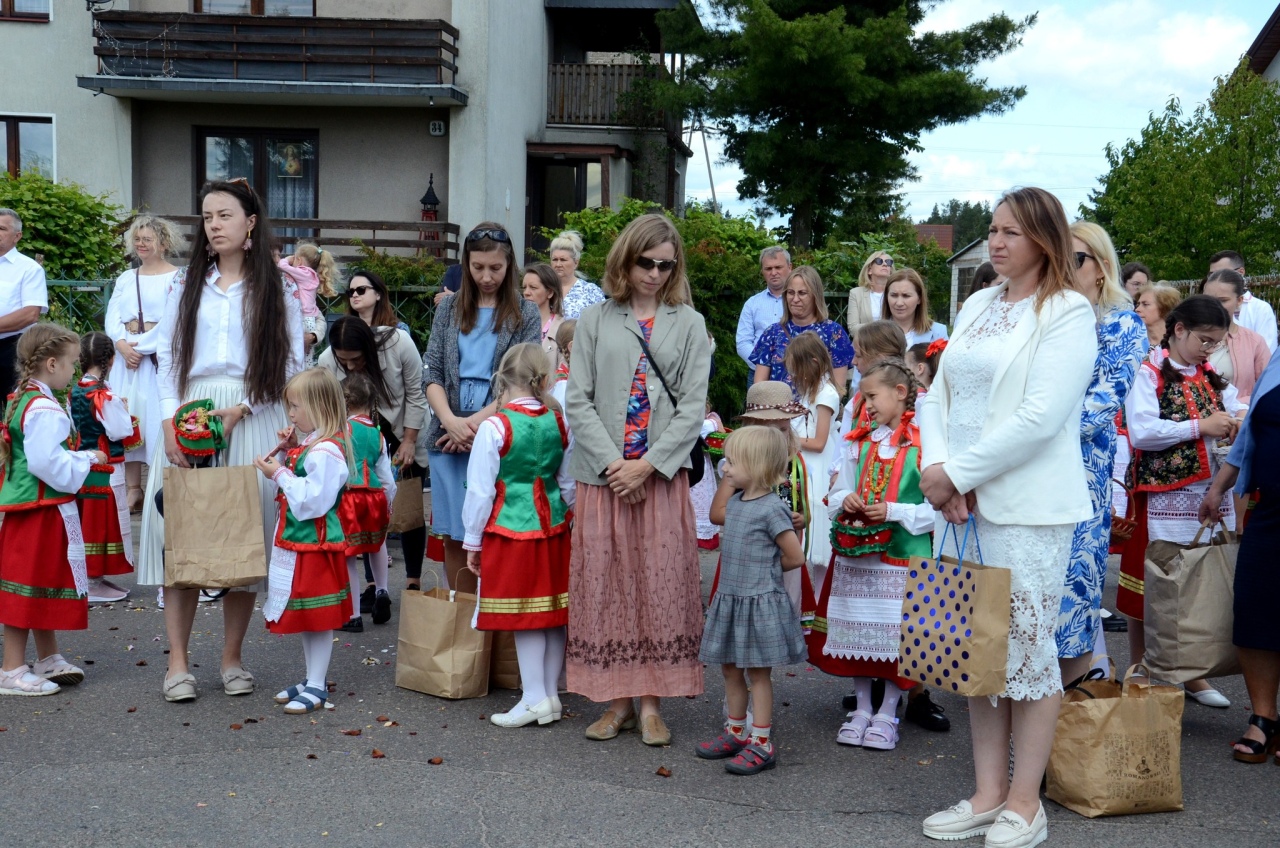 Procesja Bożego Ciała w Kadzidle [19.06.2025] - zdjęcie #79 - eOstroleka.pl