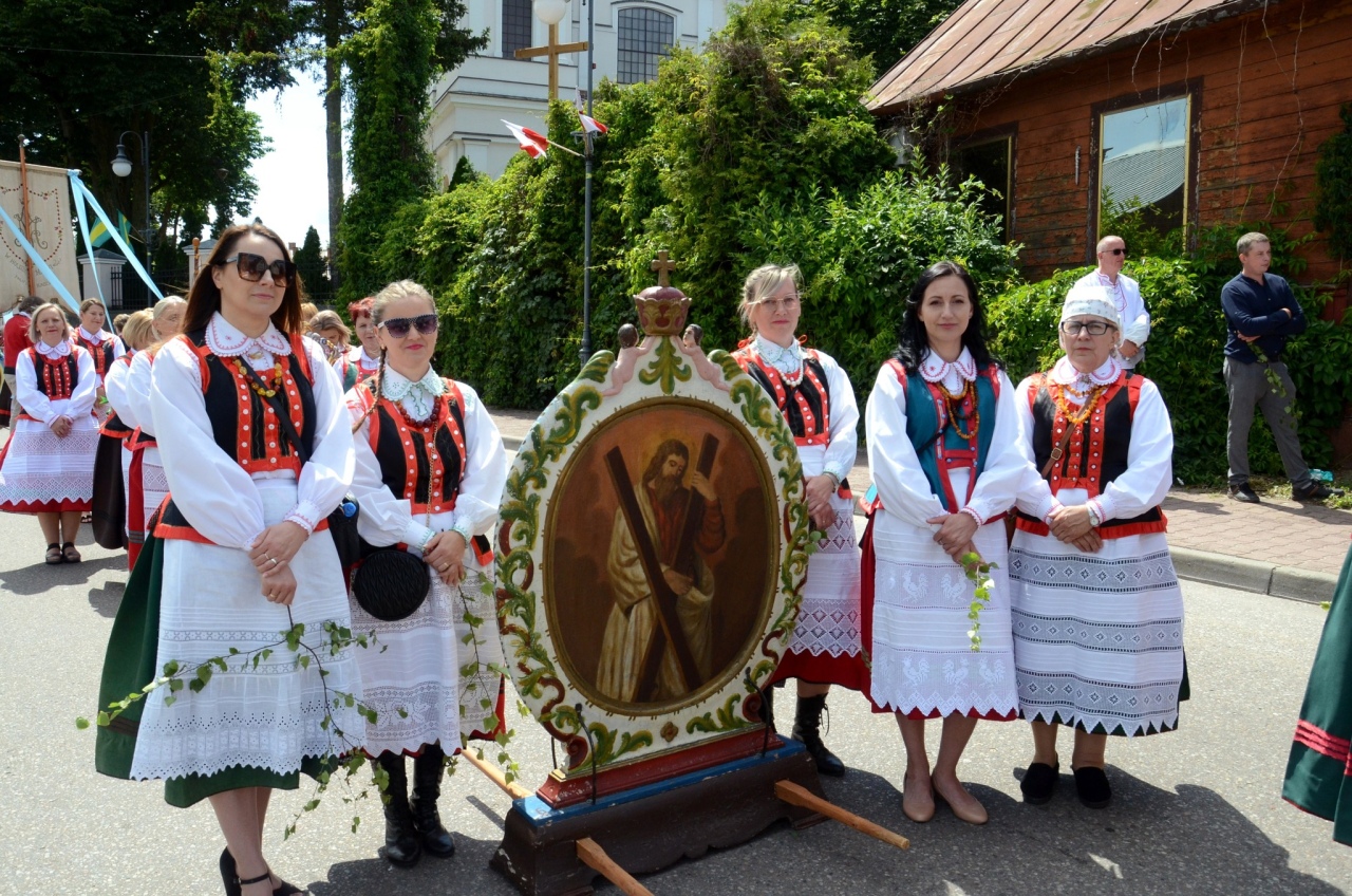 Procesja Bożego Ciała w Kadzidle [19.06.2025] - zdjęcie #73 - eOstroleka.pl