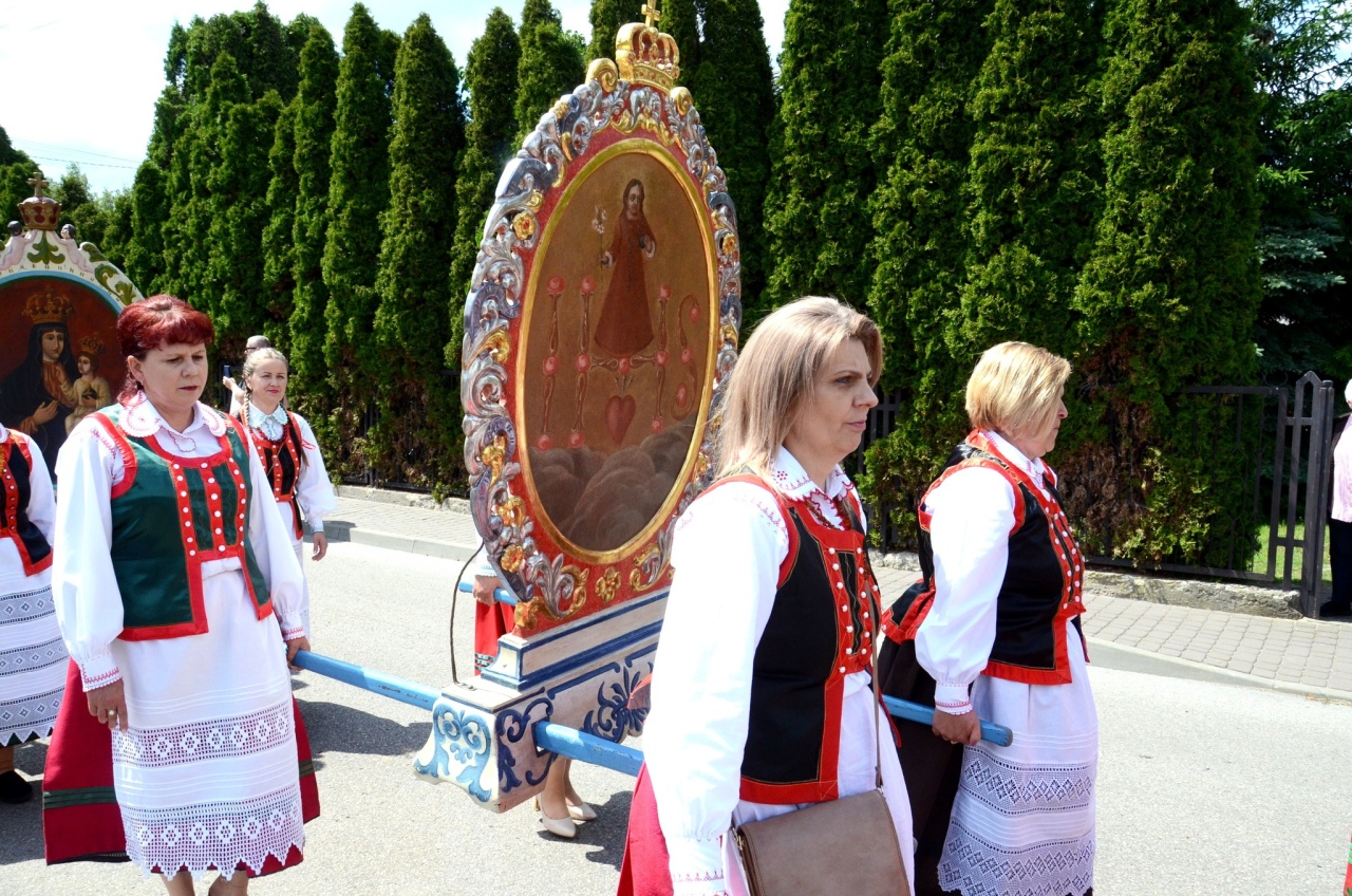 Procesja Bożego Ciała w Kadzidle [19.06.2025] - zdjęcie #72 - eOstroleka.pl
