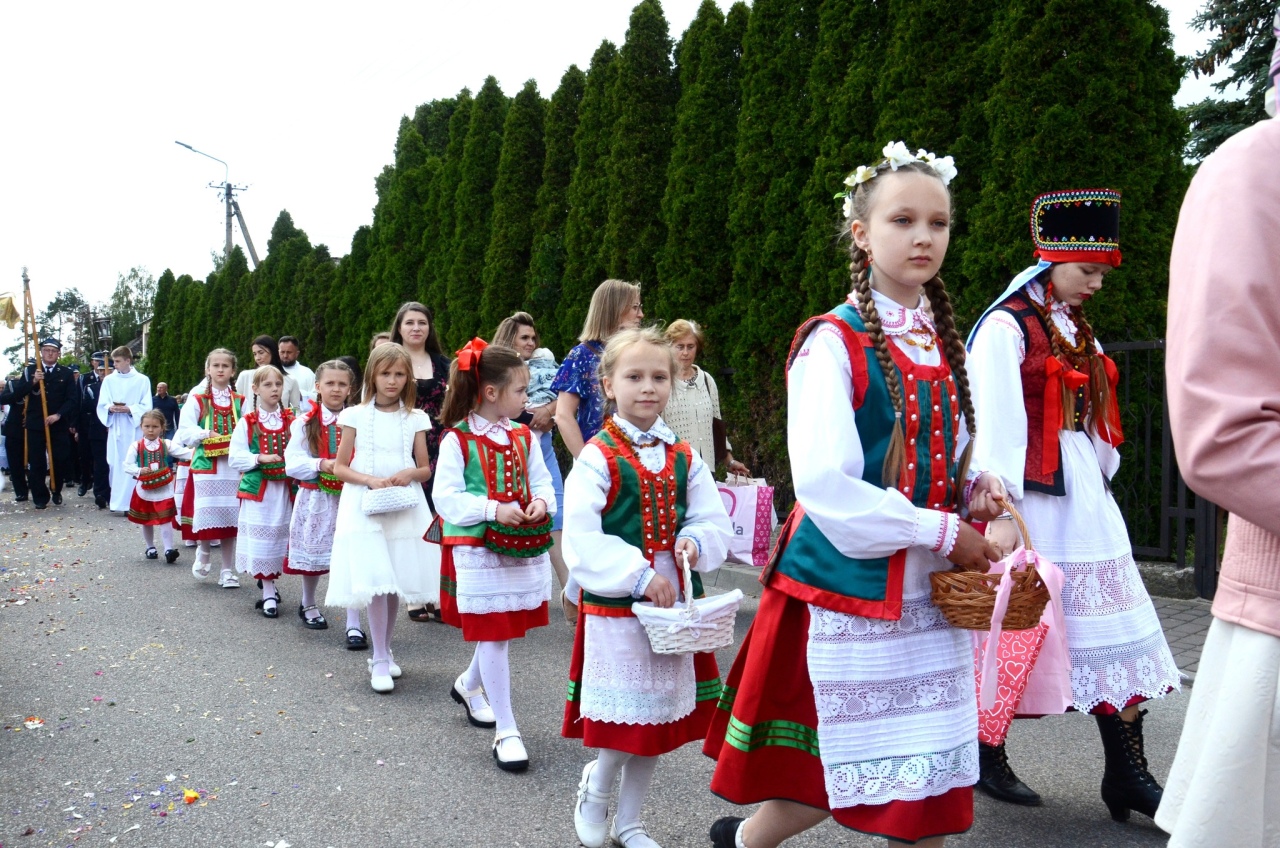 Procesja Bożego Ciała w Kadzidle [19.06.2025] - zdjęcie #70 - eOstroleka.pl