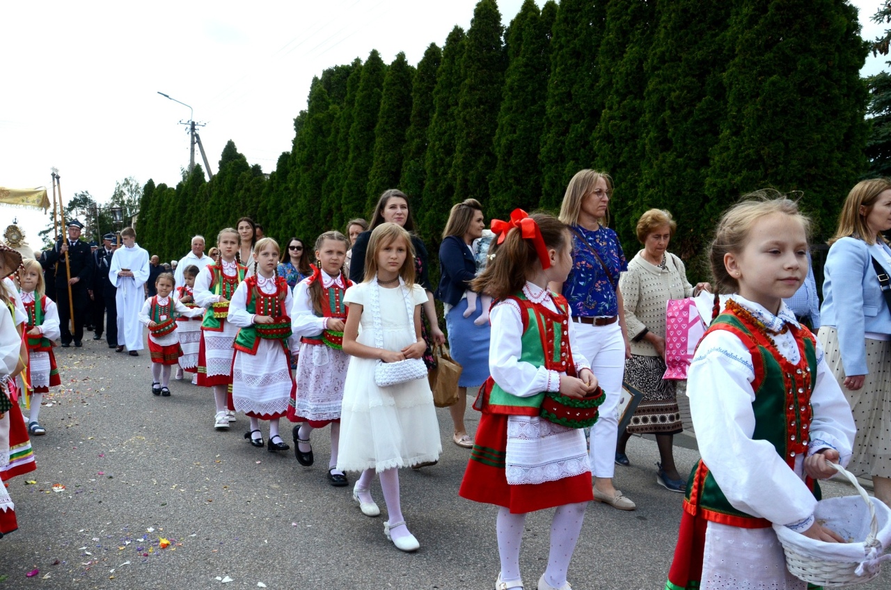 Procesja Bożego Ciała w Kadzidle [19.06.2025] - zdjęcie #53 - eOstroleka.pl