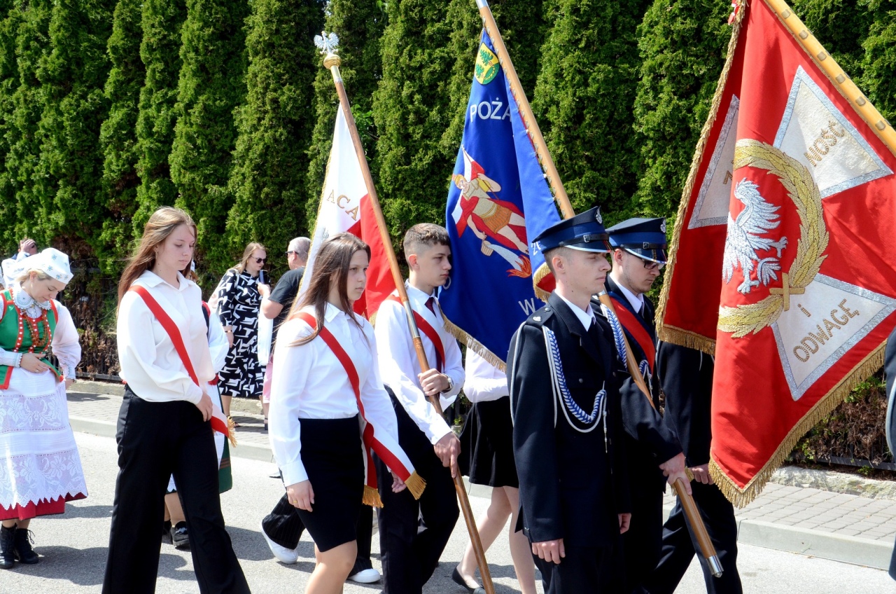 Procesja Bożego Ciała w Kadzidle [19.06.2025] - zdjęcie #44 - eOstroleka.pl