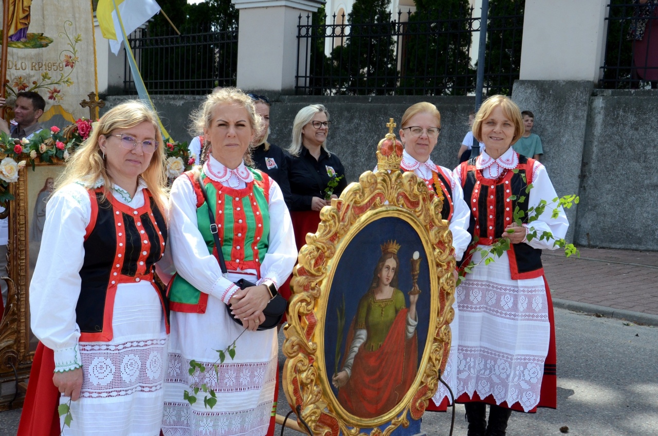 Procesja Bożego Ciała w Kadzidle [19.06.2025] - zdjęcie #31 - eOstroleka.pl