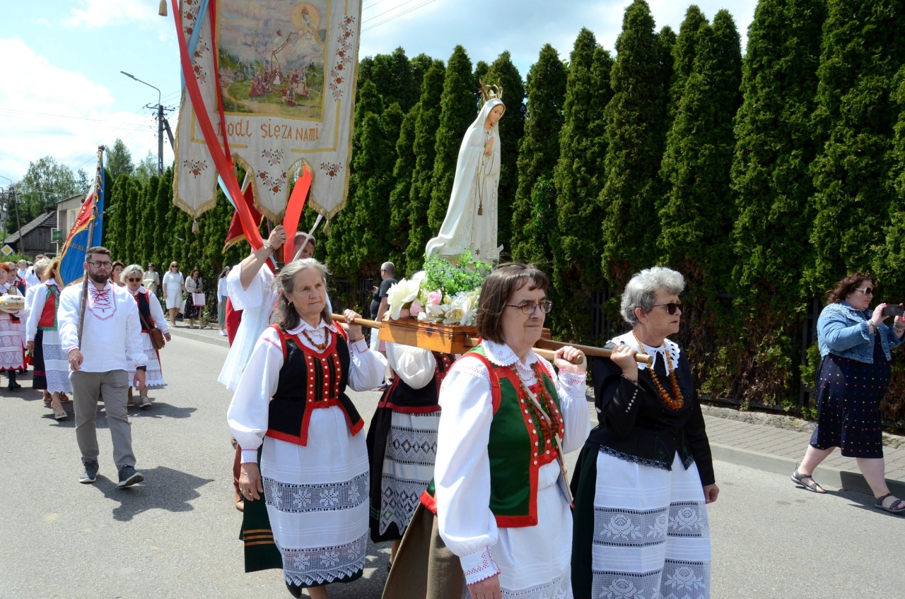 Procesja Bożego Ciała w Kadzidle [19.06.2025] - zdjęcie #29 - eOstroleka.pl