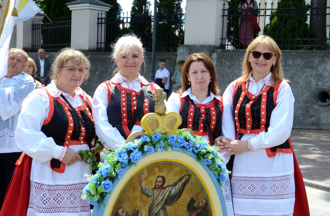 Procesja Bożego Ciała w Kadzidle [19.06.2025] - zdjęcie #24 - eOstroleka.pl