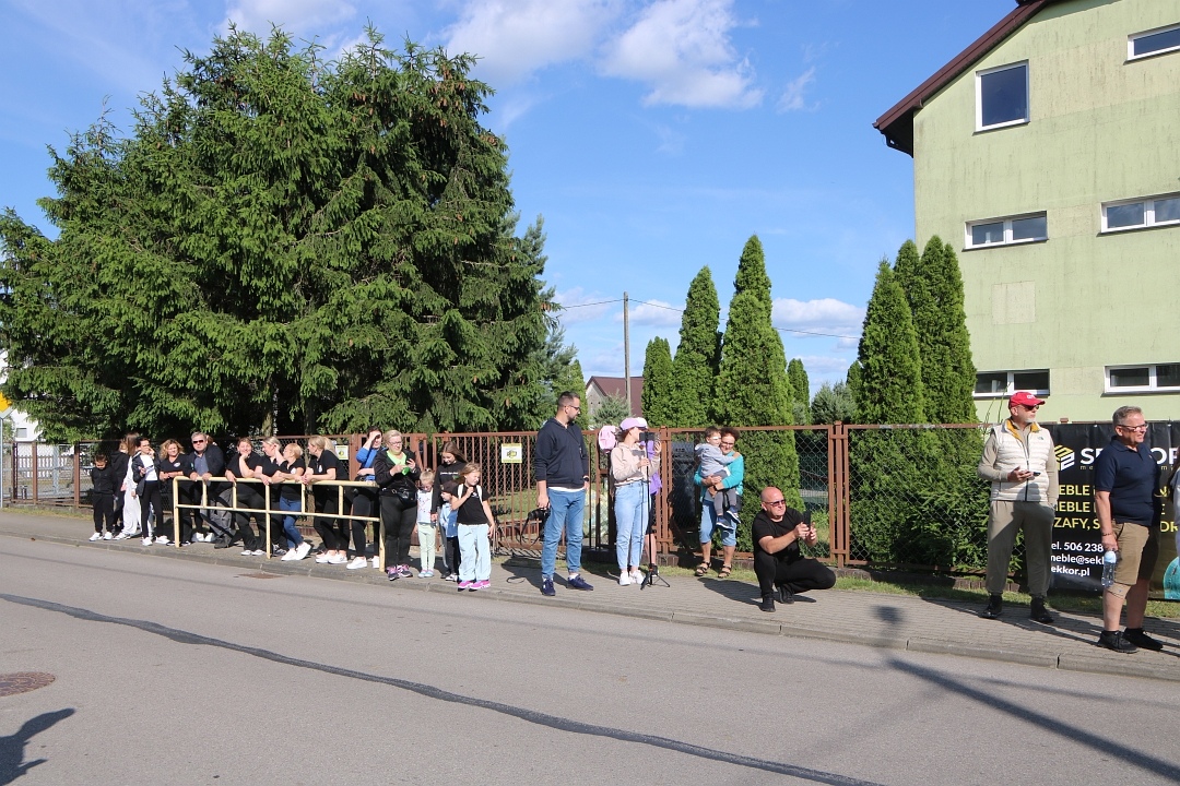 „Biegniem bez las!” – sportowe święto w Lipnikach [20.06.2025] - zdjęcie #82 - eOstroleka.pl