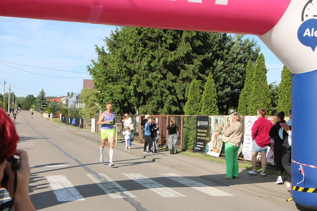 „Biegniem bez las!” – sportowe święto w Lipnikach [20.06.2025] - zdjęcie #38 - eOstroleka.pl