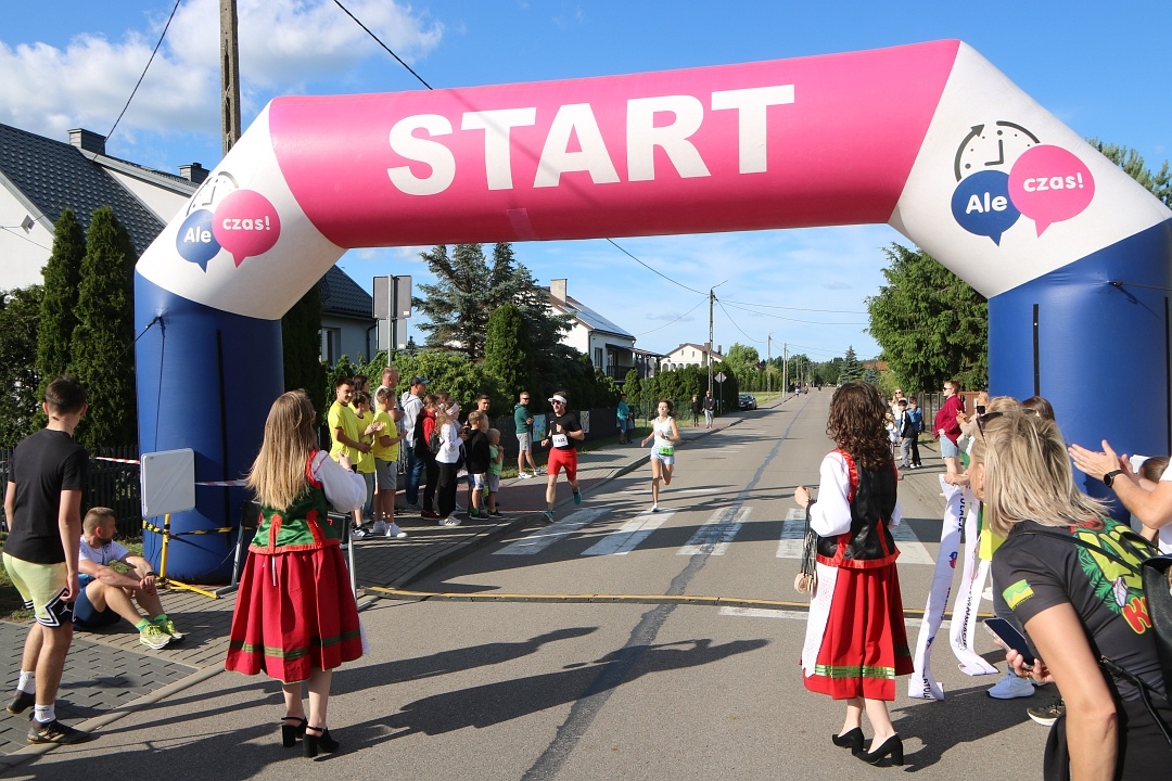 „Biegniem bez las!” – sportowe święto w Lipnikach [20.06.2025] - zdjęcie #24 - eOstroleka.pl