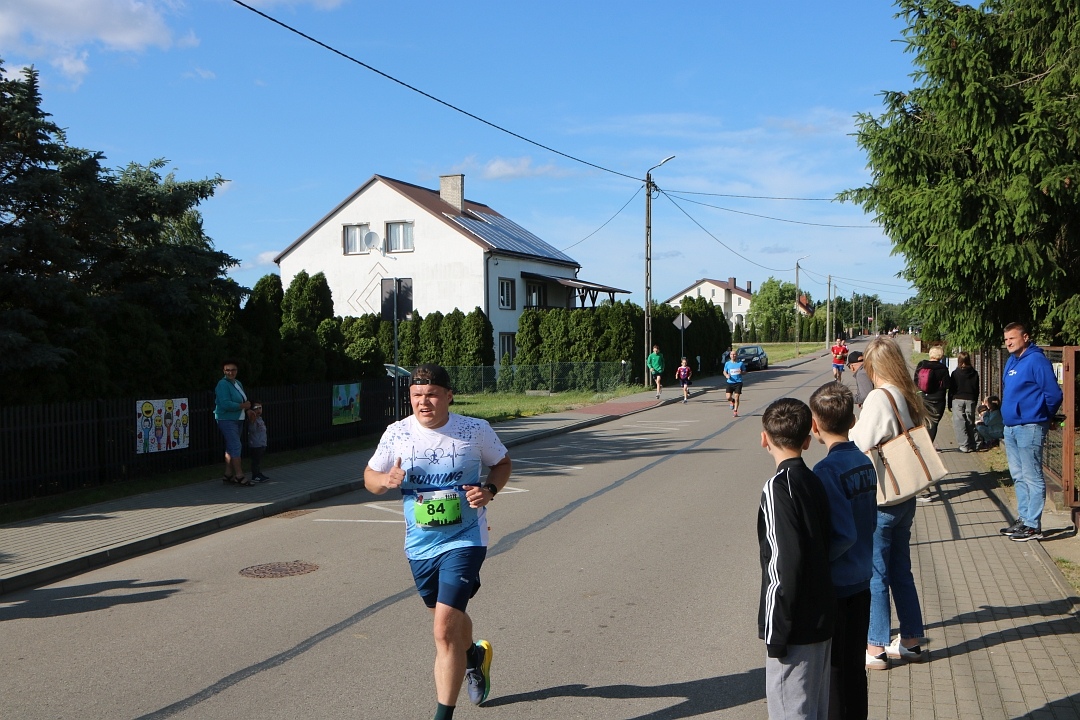 „Biegniem bez las!” – sportowe święto w Lipnikach [20.06.2025] - zdjęcie #9 - eOstroleka.pl