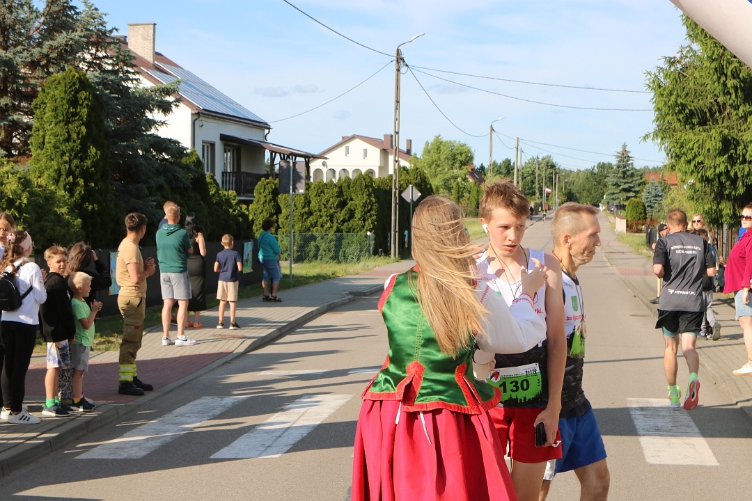 „Biegniem bez las!” – sportowe święto w Lipnikach [20.06.2025] - zdjęcie #4 - eOstroleka.pl