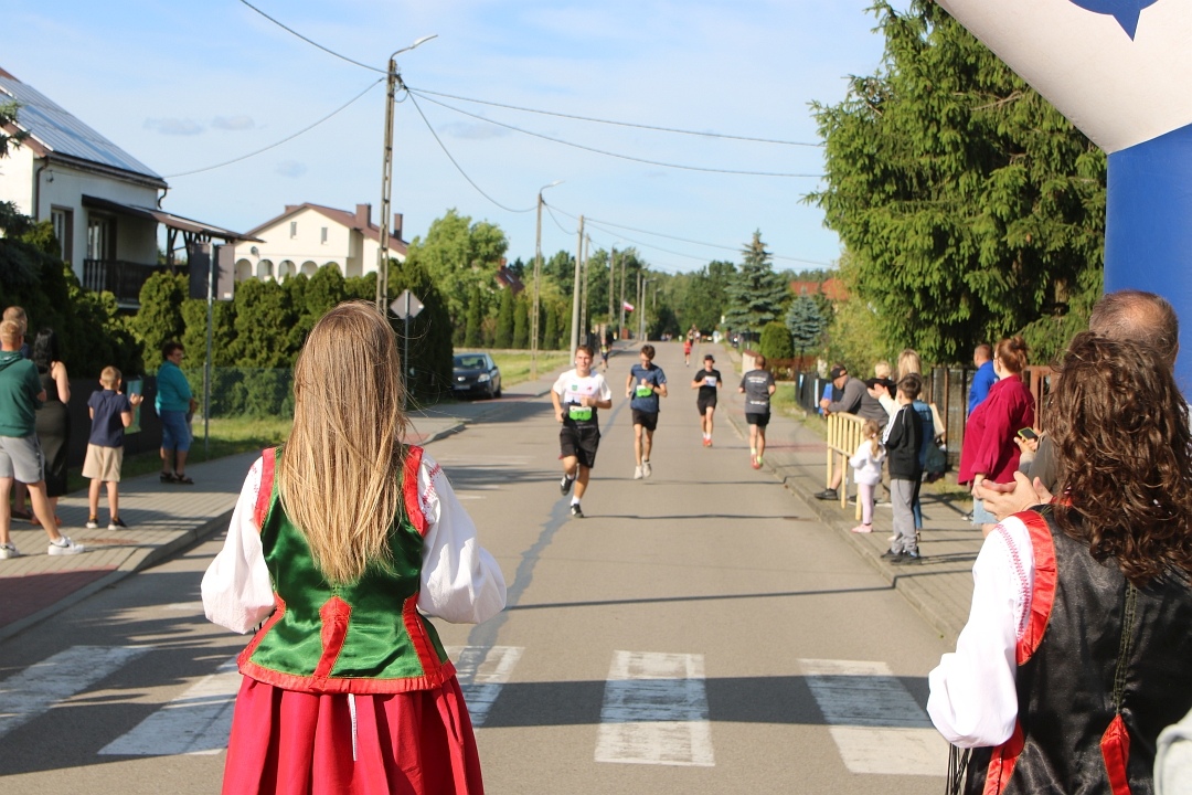 „Biegniem bez las!” – sportowe święto w Lipnikach [20.06.2025] - zdjęcie #3 - eOstroleka.pl