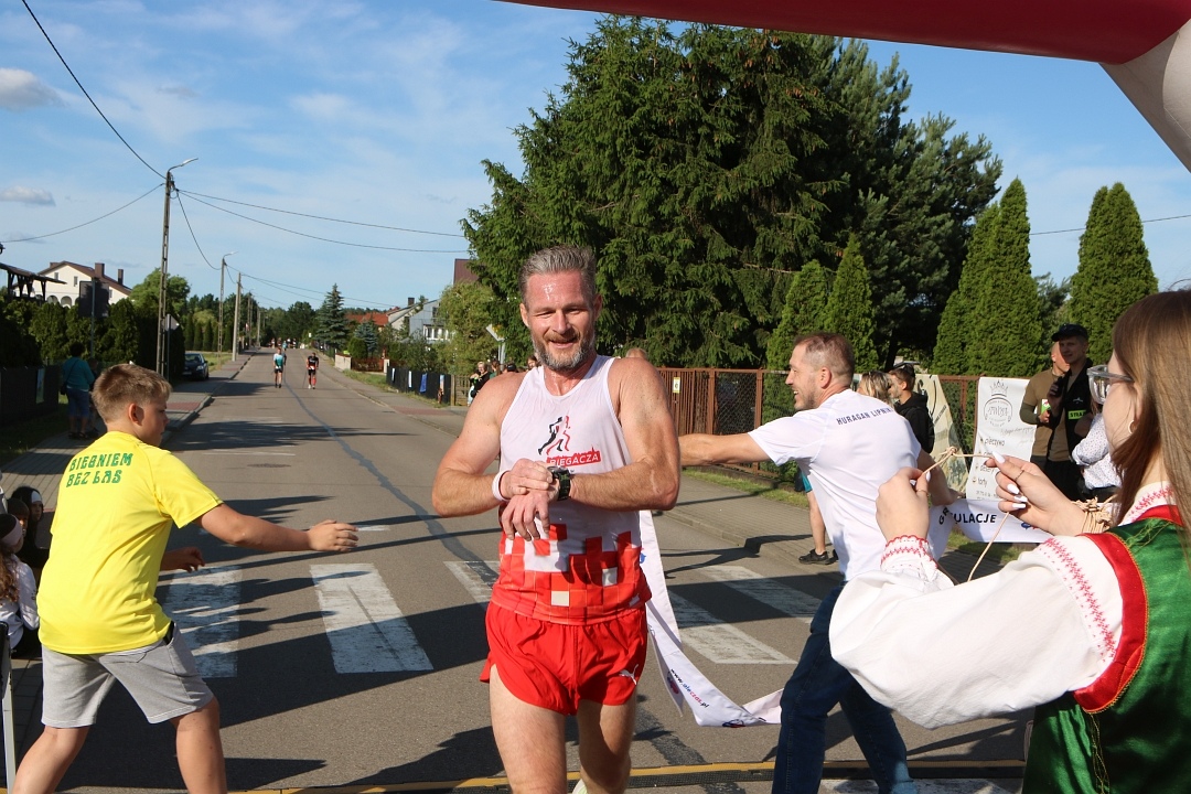 „Biegniem bez las!” – sportowe święto w Lipnikach [20.06.2025] - zdjęcie #103 - eOstroleka.pl