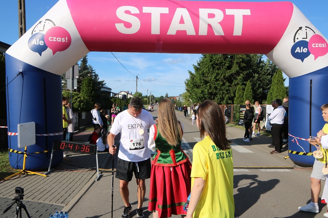 „Biegniem bez las!” – sportowe święto w Lipnikach [20.06.2025] - zdjęcie #99 - eOstroleka.pl