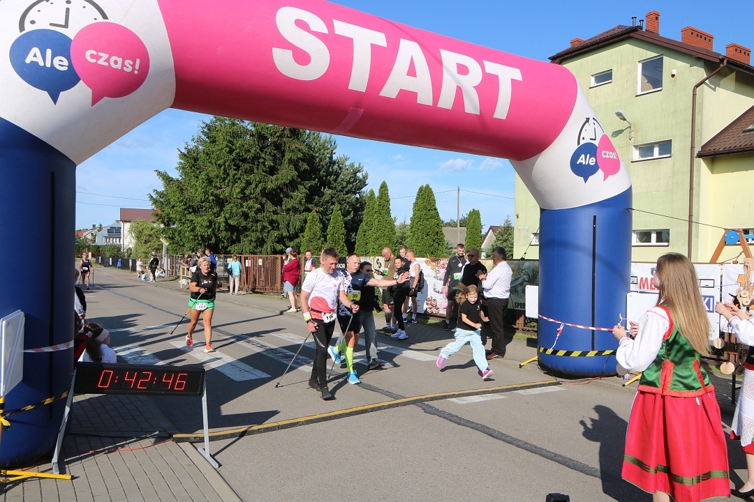 „Biegniem bez las!” – sportowe święto w Lipnikach [20.06.2025] - zdjęcie #93 - eOstroleka.pl