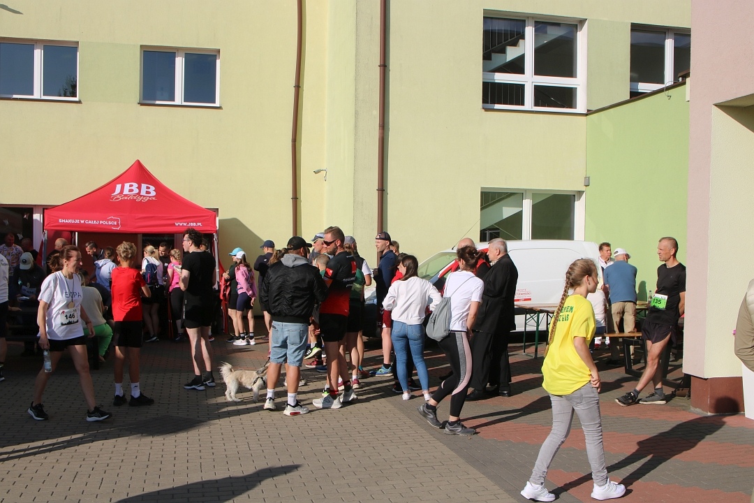 „Biegniem bez las!” – sportowe święto w Lipnikach [20.06.2025] - zdjęcie #43 - eOstroleka.pl