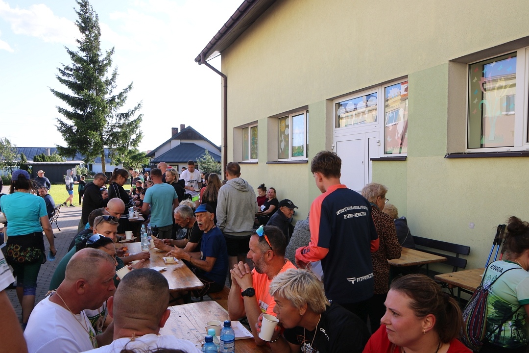 „Biegniem bez las!” – sportowe święto w Lipnikach [20.06.2025] - zdjęcie #35 - eOstroleka.pl