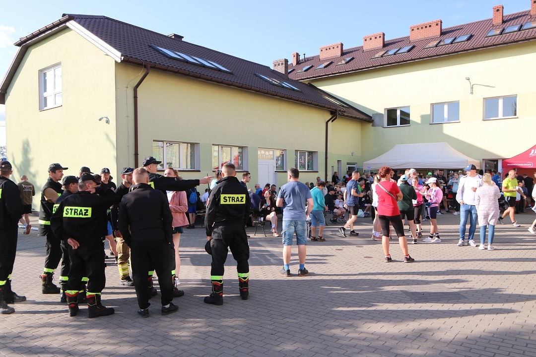 „Biegniem bez las!” – sportowe święto w Lipnikach [20.06.2025] - zdjęcie #31 - eOstroleka.pl