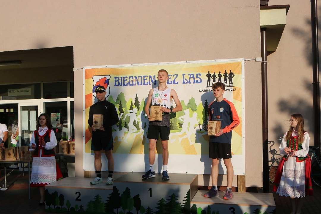 „Biegniem bez las!” – sportowe święto w Lipnikach [20.06.2025] - zdjęcie #118 - eOstroleka.pl