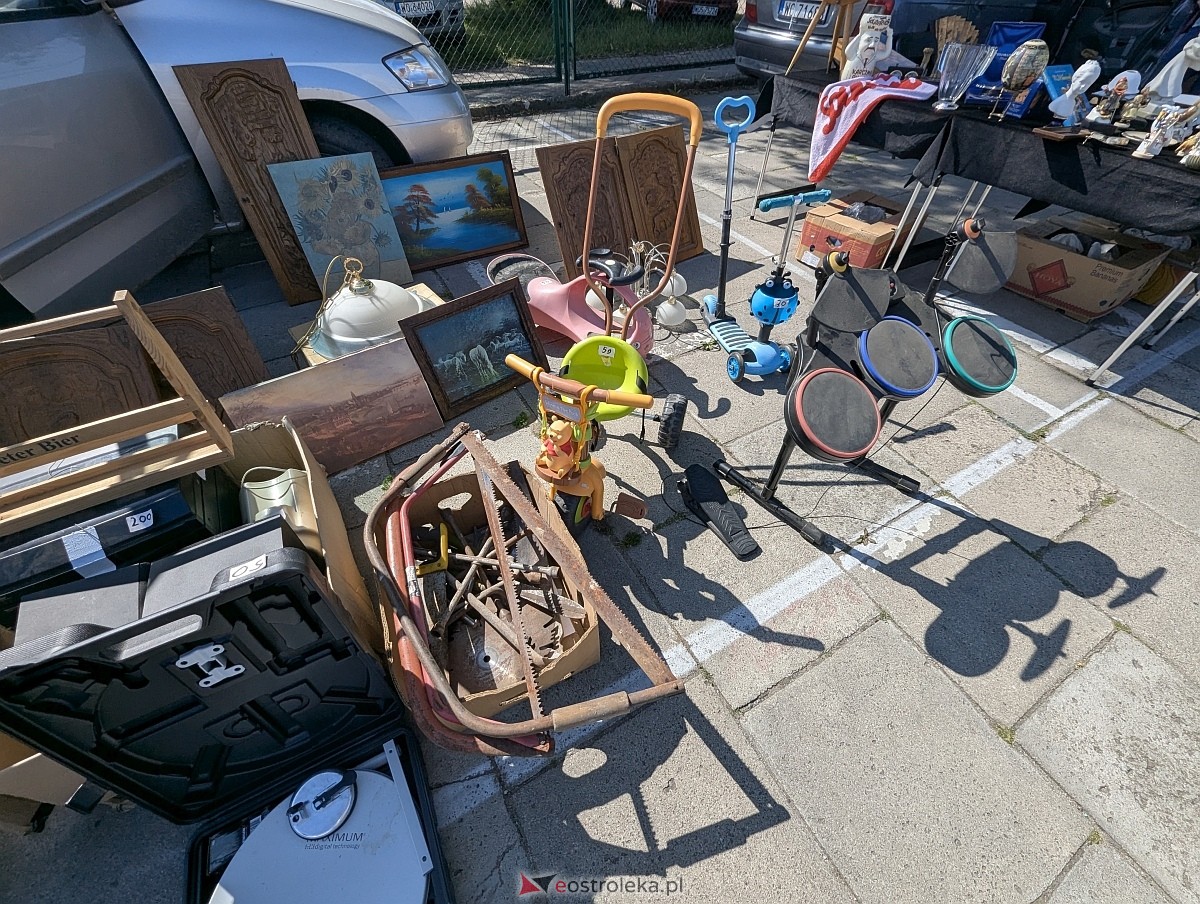 Pchli targ w Ostrołęce [21.06.2025] - zdjęcie #78 - eOstroleka.pl