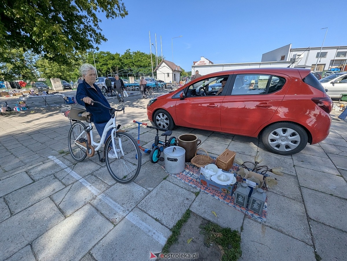 Pchli targ w Ostrołęce [21.06.2025] - zdjęcie #70 - eOstroleka.pl