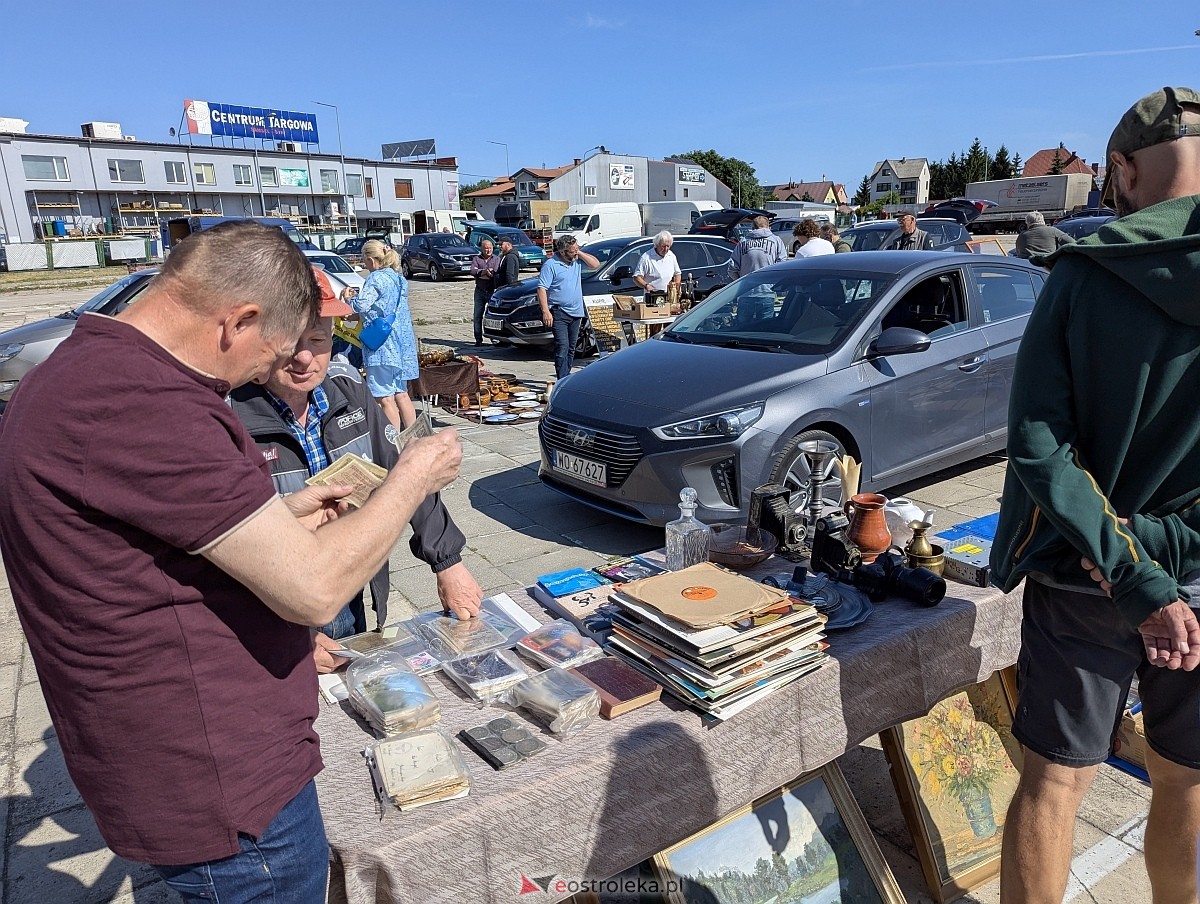 Pchli targ w Ostrołęce [21.06.2025] - zdjęcie #53 - eOstroleka.pl