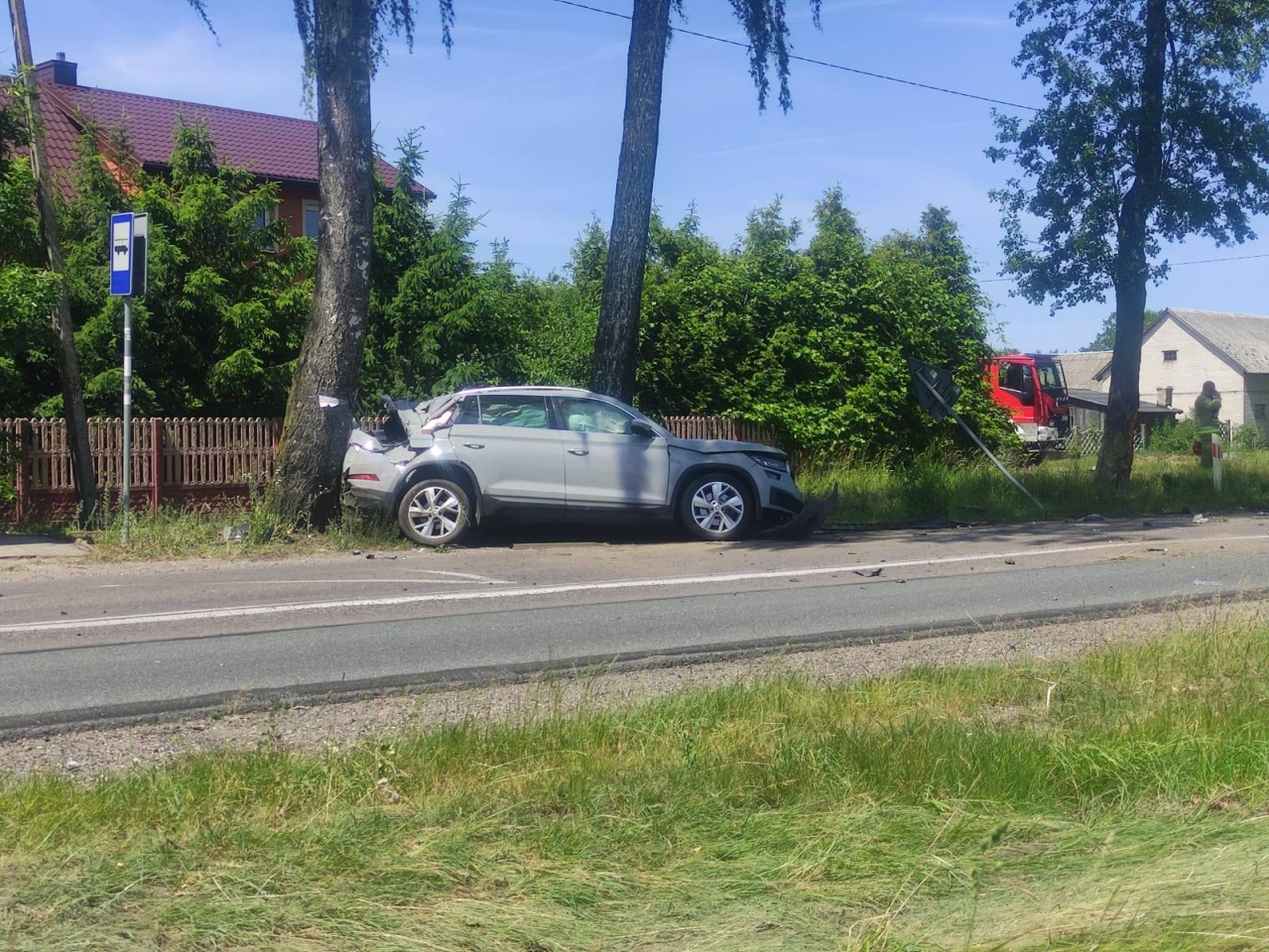 Wypadek na DK-53 w Zalesiu [21.06.2025] - zdjęcie #4 - eOstroleka.pl