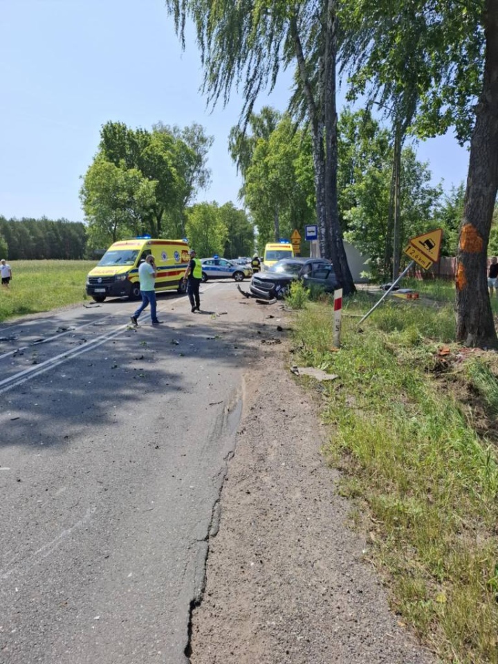 Wypadek na DK-53 w Zalesiu [21.06.2025] - zdjęcie #9 - eOstroleka.pl