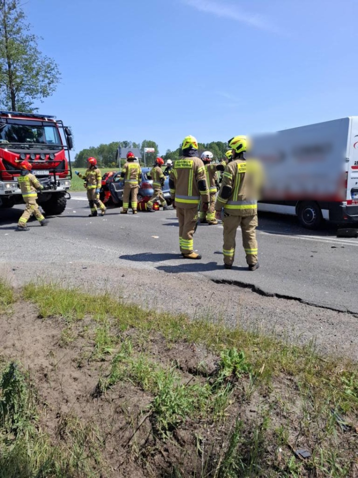 Wypadek na DK-53 w Zalesiu [21.06.2025] - zdjęcie #6 - eOstroleka.pl