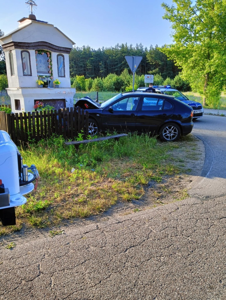 Wypadek w Kobylinie [22.06.2025] - zdjęcie #6 - eOstroleka.pl