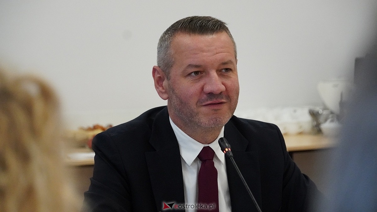 XXVI sesja rady Miasta Ostrołęka [26.06.2025] - zdjęcie #9 - eOstroleka.pl