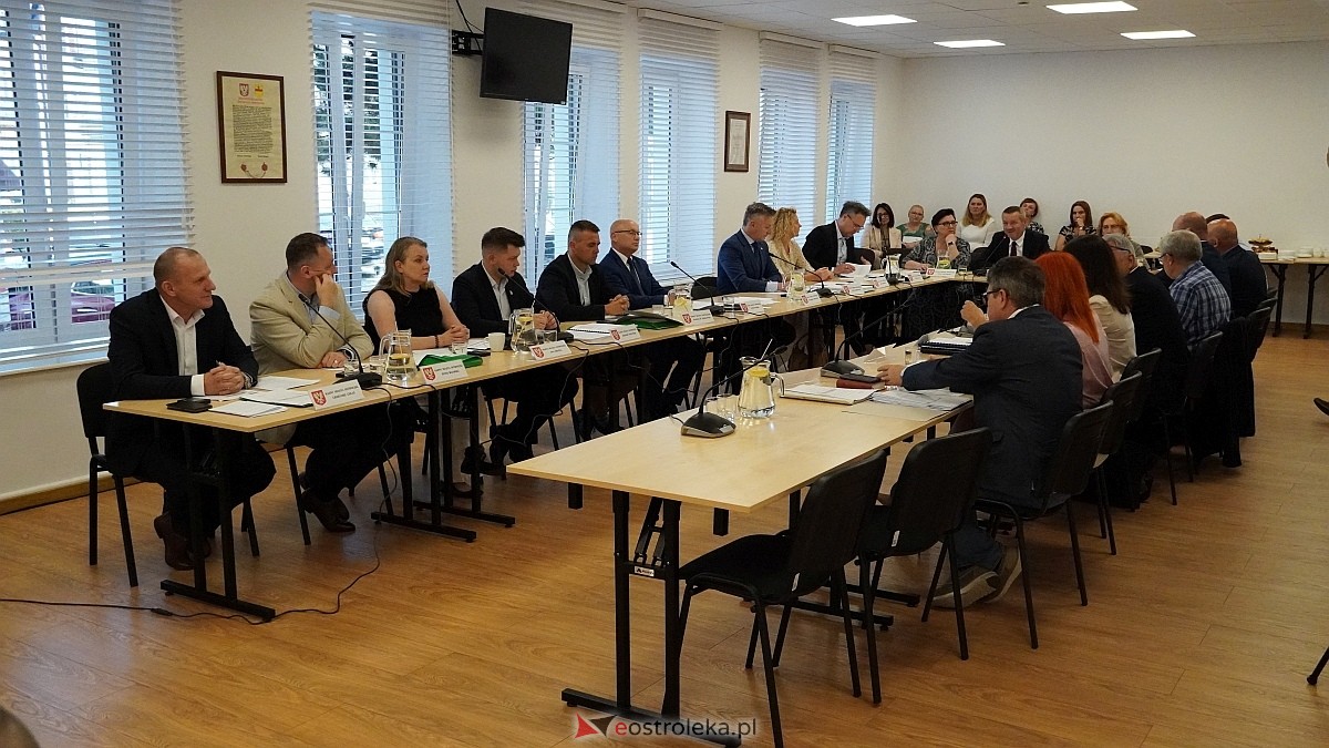 XXVI sesja rady Miasta Ostrołęka [26.06.2025] - zdjęcie #4 - eOstroleka.pl