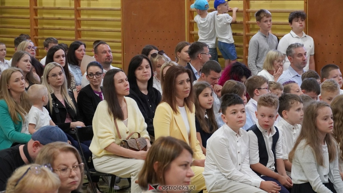Zakończenie roku szkolnego w SP 3 w Ostrołęce [27.06.2025] - zdjęcie #57 - eOstroleka.pl