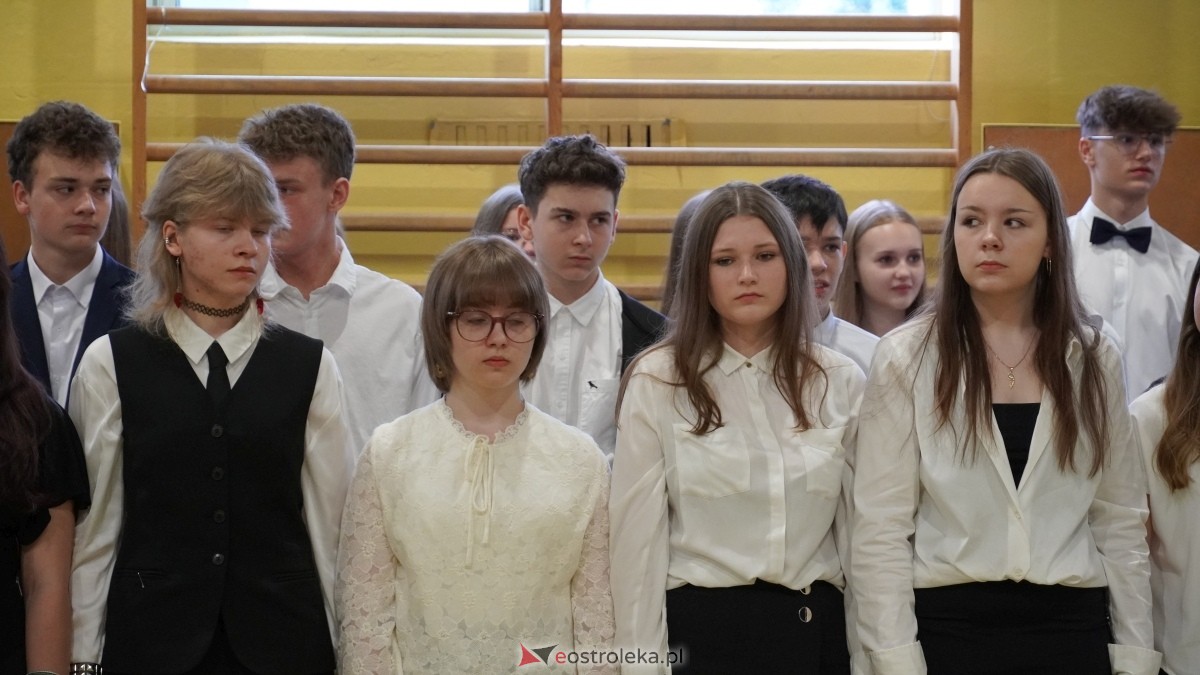 Zakończenie roku szkolnego w SP 3 w Ostrołęce [27.06.2025] - zdjęcie #49 - eOstroleka.pl