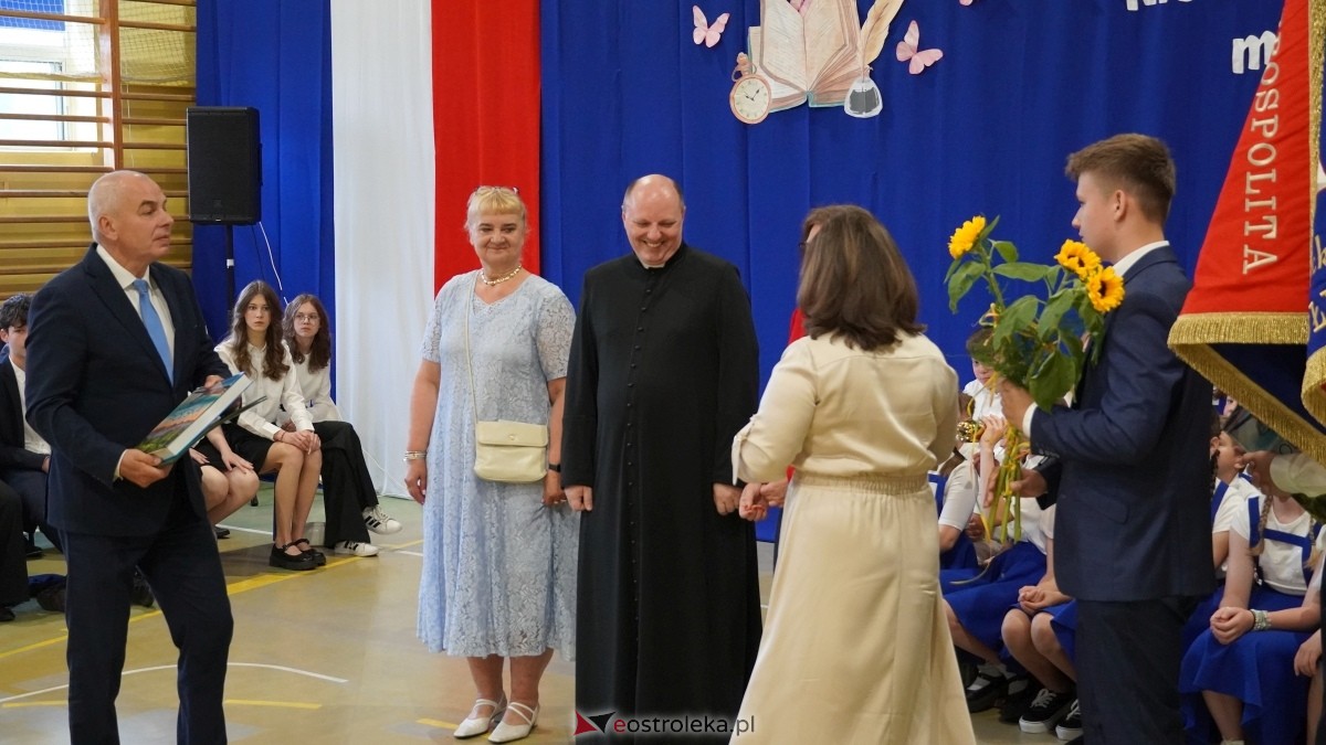 Zakończenie roku szkolnego w SP 3 w Ostrołęce [27.06.2025] - zdjęcie #29 - eOstroleka.pl