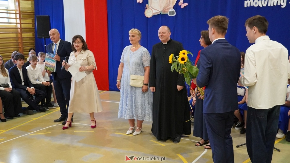Zakończenie roku szkolnego w SP 3 w Ostrołęce [27.06.2025] - zdjęcie #22 - eOstroleka.pl