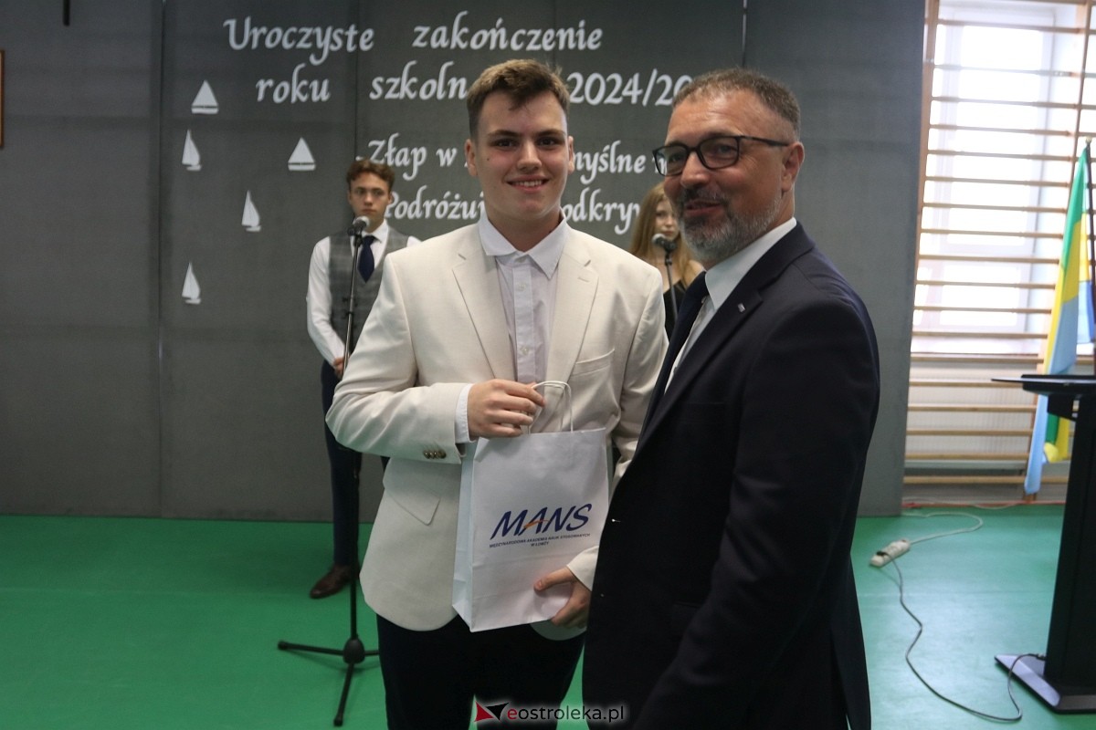 Zakończenie roku szkolnego w ZSZ 1 w Ostrołęce [27.06.2025] - zdjęcie #75 - eOstroleka.pl