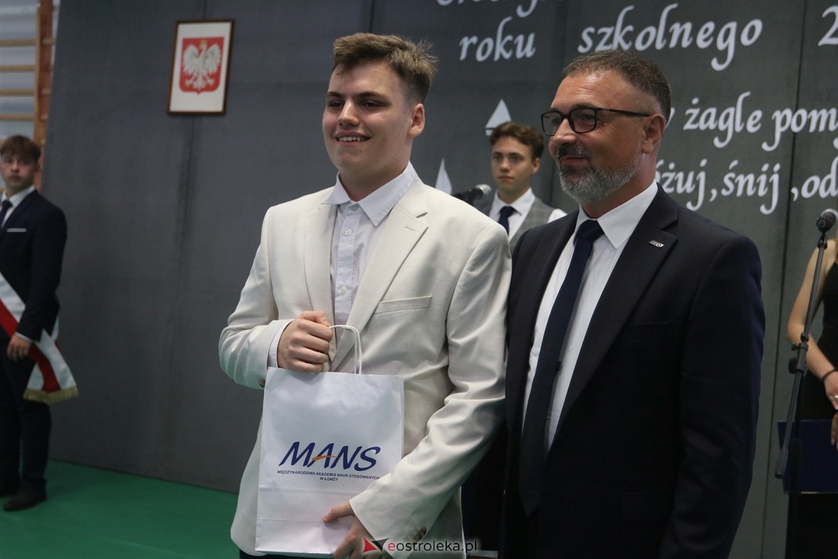 Zakończenie roku szkolnego w ZSZ 1 w Ostrołęce [27.06.2025] - zdjęcie #73 - eOstroleka.pl