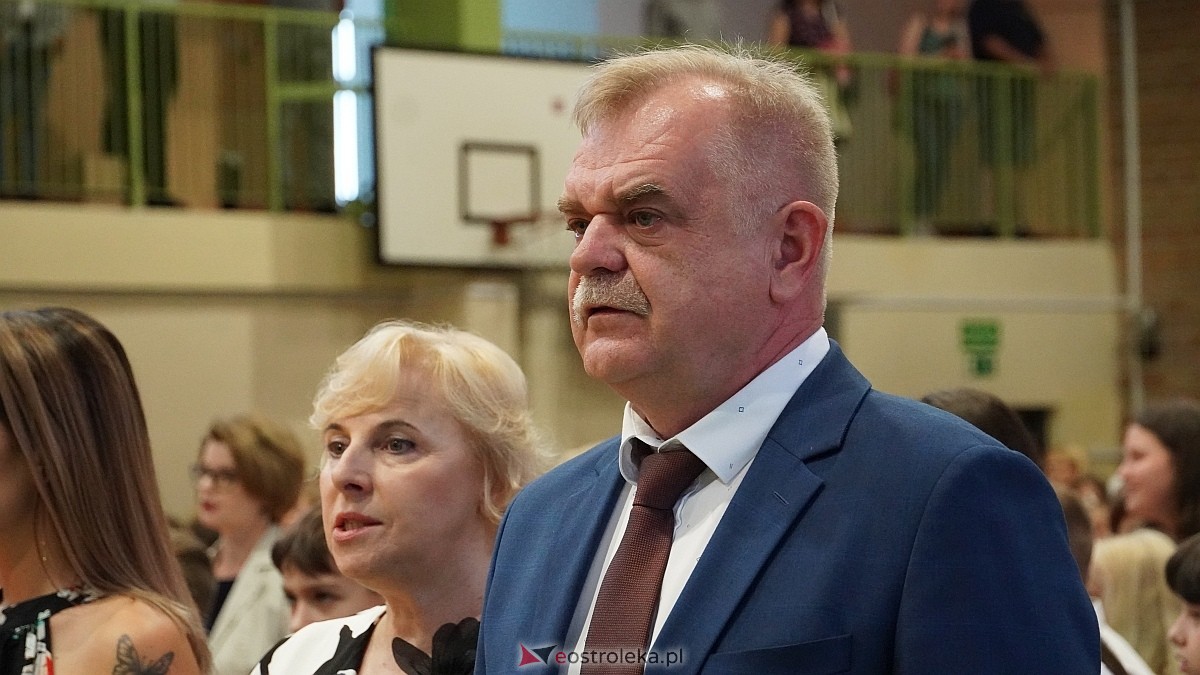 Zakończenie roku szkolnego w Szkole Podstawowej nr 5 im. Zofii Niedziałkowskiej w Ostrołęce [27.06.2025] - zdjęcie #236 - eOstroleka.pl