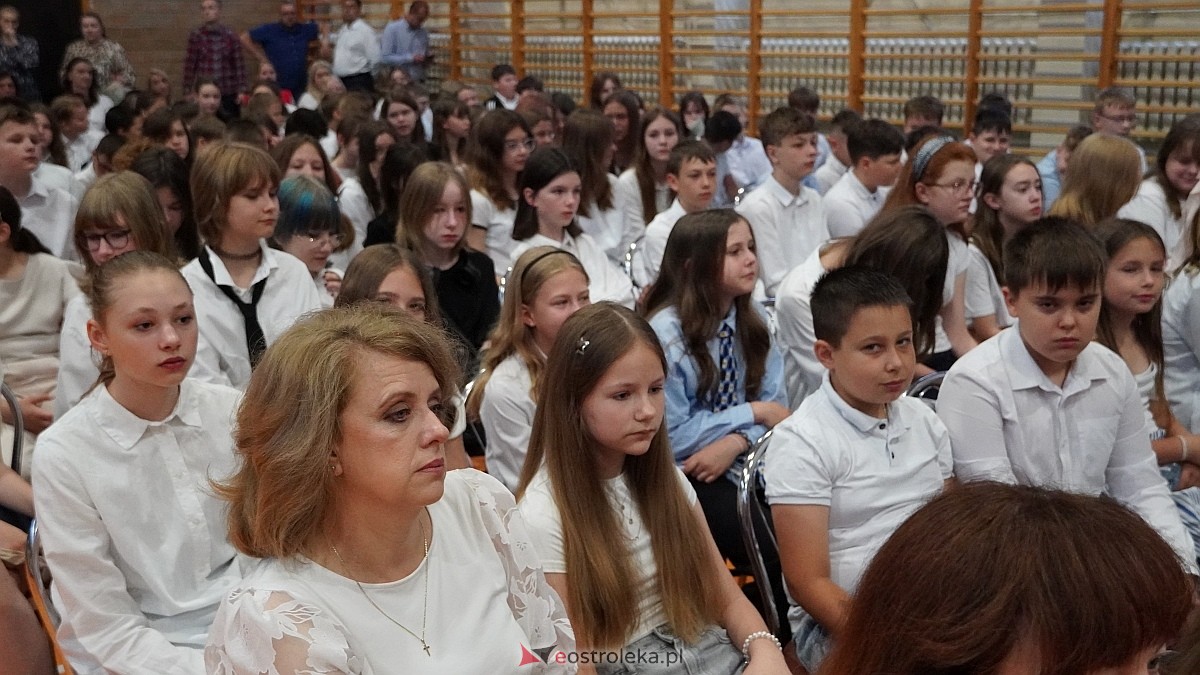 Zakończenie roku szkolnego w Szkole Podstawowej nr 5 im. Zofii Niedziałkowskiej w Ostrołęce [27.06.2025] - zdjęcie #189 - eOstroleka.pl