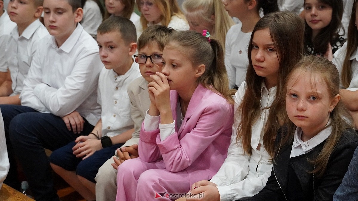 Zakończenie roku szkolnego w Szkole Podstawowej nr 5 im. Zofii Niedziałkowskiej w Ostrołęce [27.06.2025] - zdjęcie #154 - eOstroleka.pl